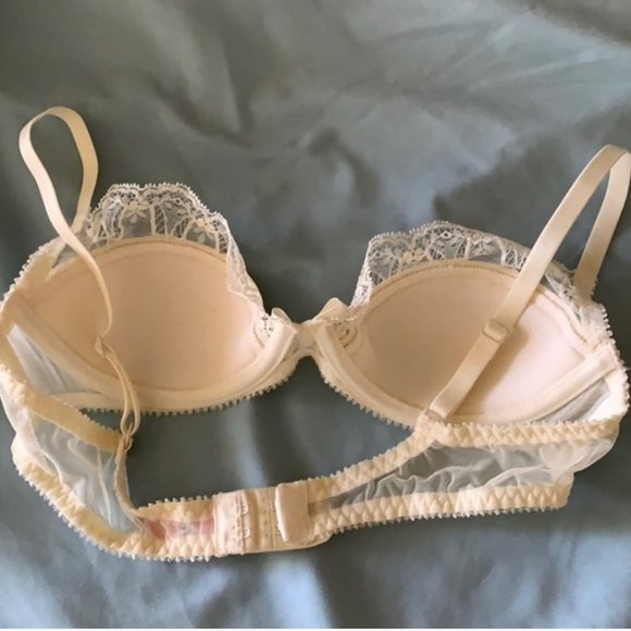 Agent Provocateur Ivory Lace Balconette Bra - Picture 6 of 6